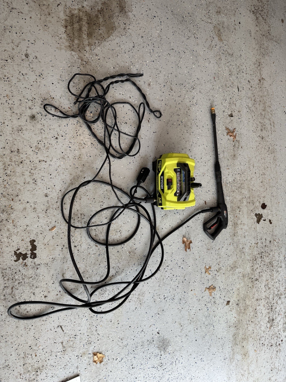 Ryobi RY141612 Corded Electric Cold Water Pressure Washer Compact Yellow Gun