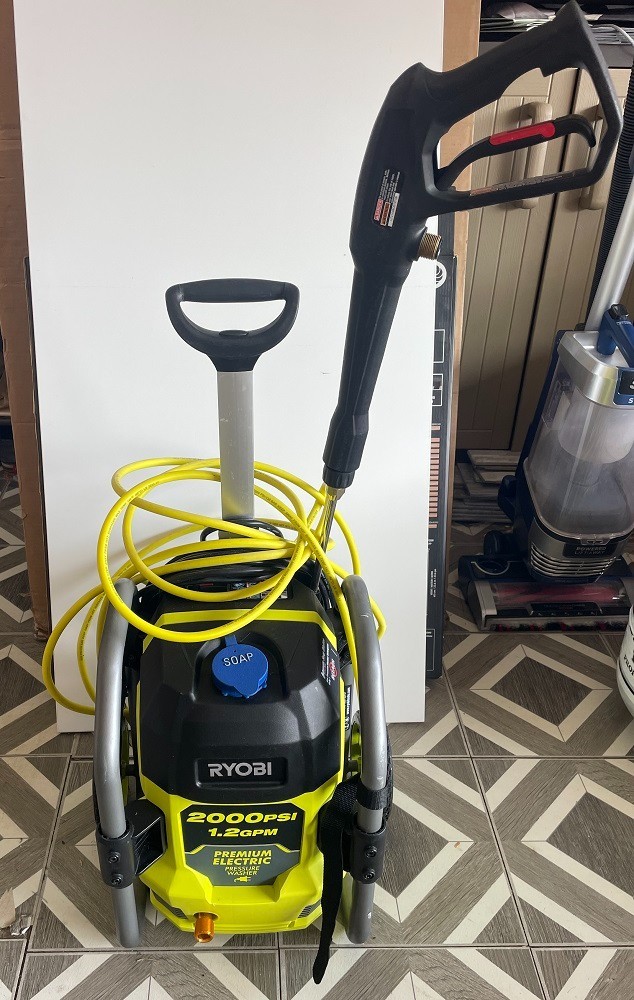 Ryobi RY142022VNM 2000 PSI 1.2 GPM Cold Water Pressure Washer