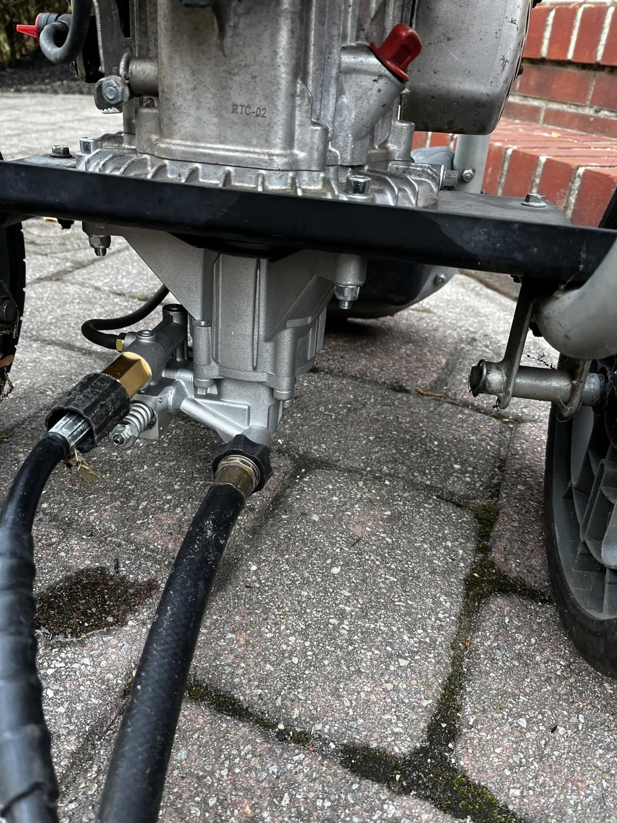 7/8in Vertical Pressure Washer Pump, 3100 PSI 2.5 GPM Replacement