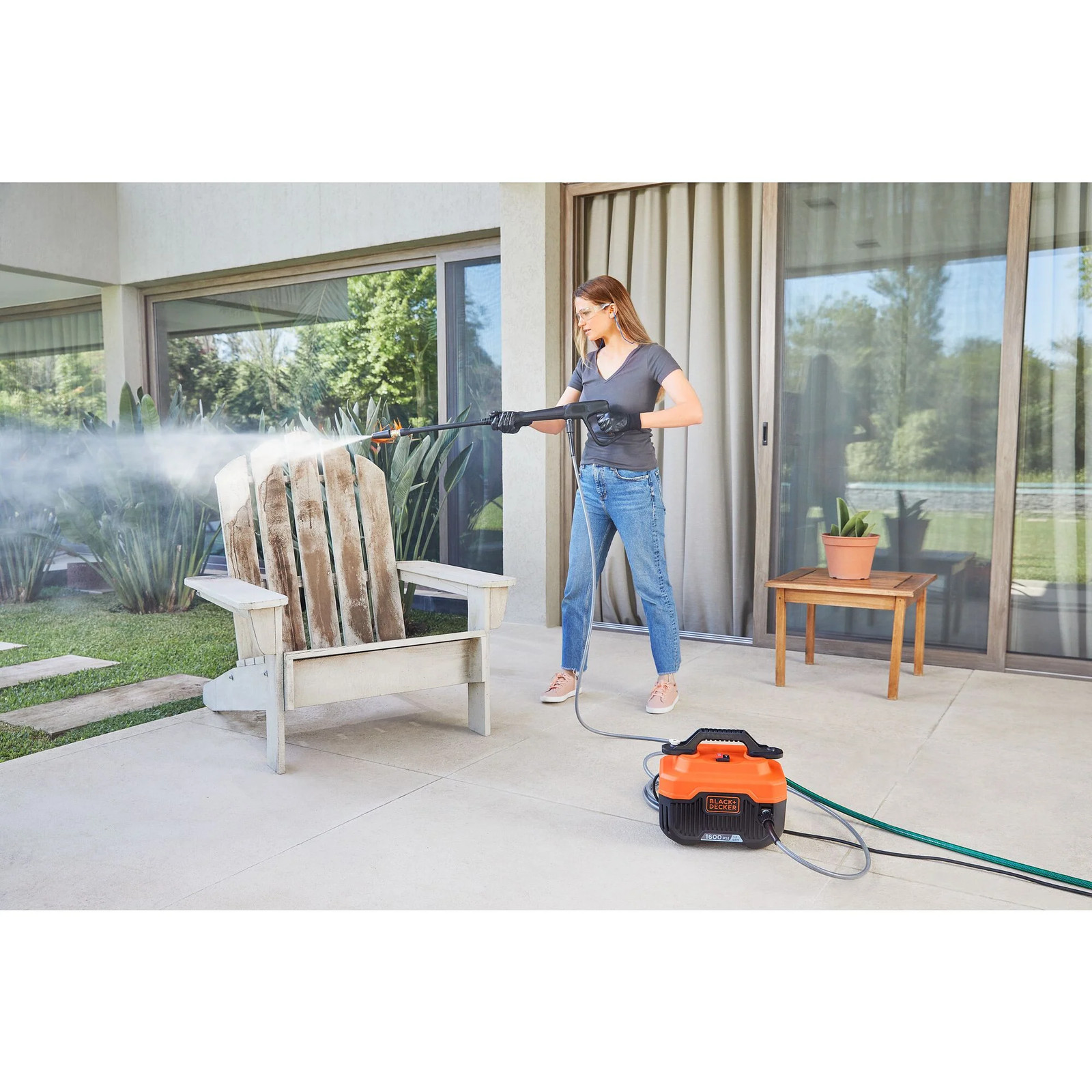 BLACK+DECKER Electric Cold Water Pressure Washer (1,600 Max PSI)- BEPW1600