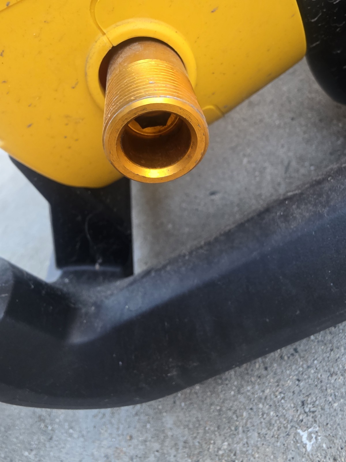 DeWALT DWPW2100 2100 PSI Electric Cold Water Pressure Washer