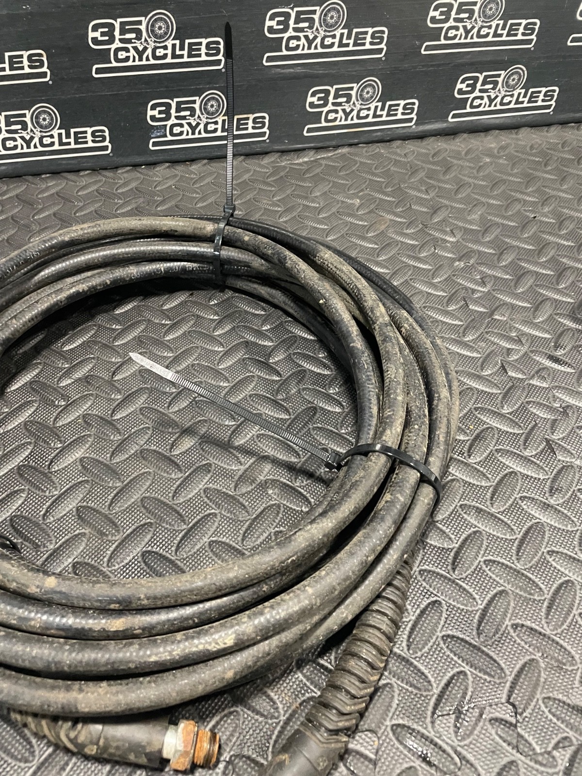 Craftsman 3000 PSI 2.5-GPM Pressure washer Briggs Stratton 20ft hose