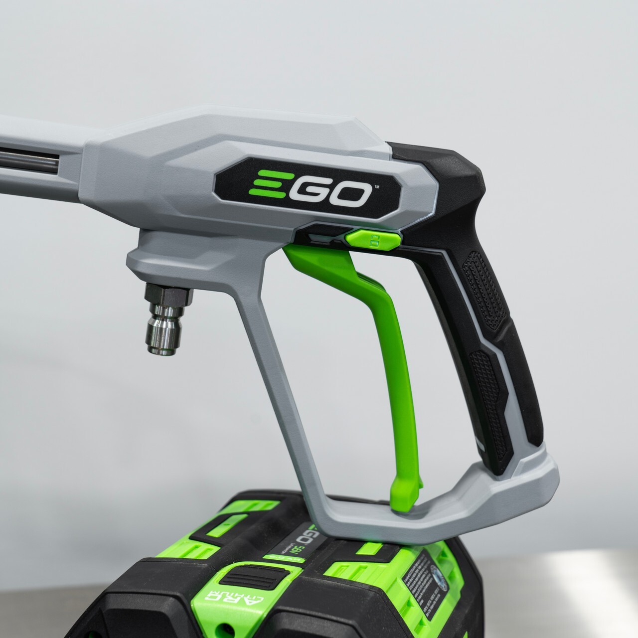 EGO Power+ 2100 PSI Compact Cordless Pressure Washer | 6.0 Ah Battery