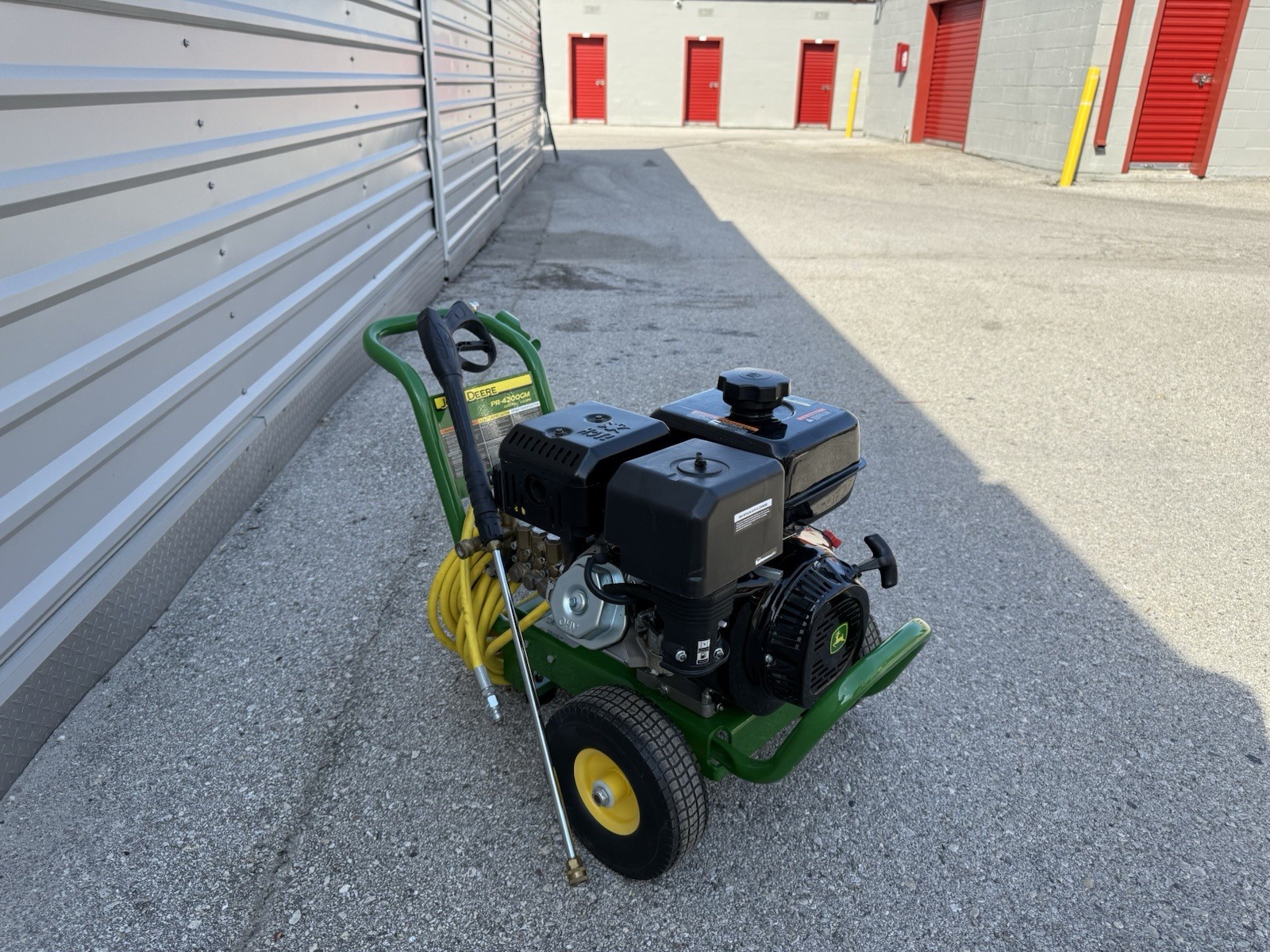 John Deere PR-4200GM 4200 PSI Gas Cold Water Pressure Washer w/ Hose Gun Wand