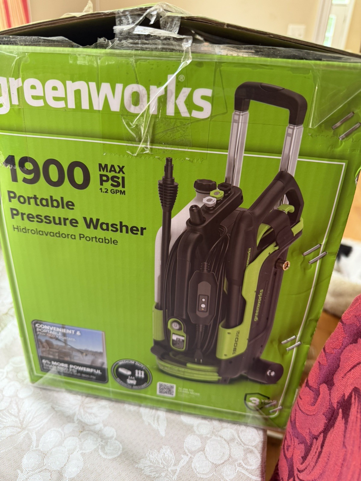 Greenworks 1900-PSI 1.2-GPM Cold Water Electric Pressure washer with Spray Tips