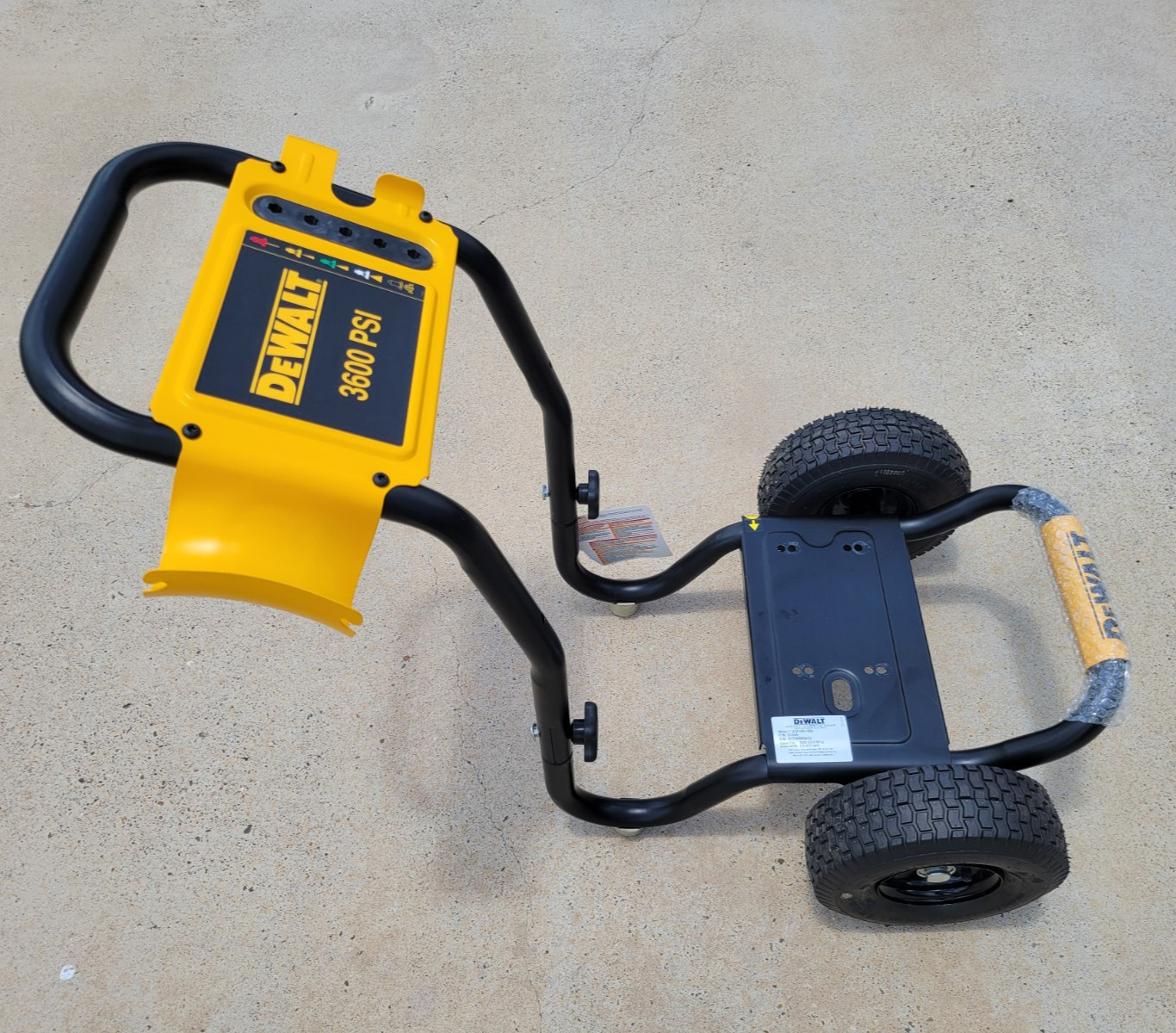 Pressure washer Cart Dewalt 3600psi