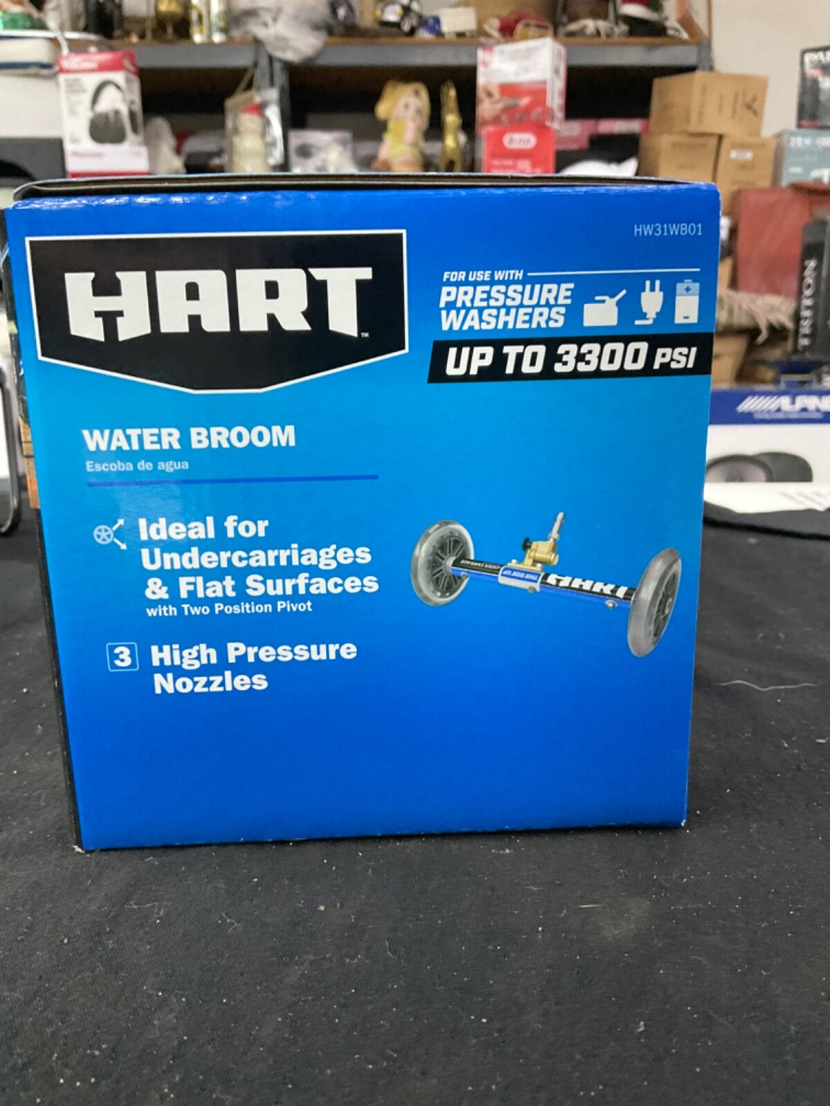 Hart HW31WB01 Water Broom