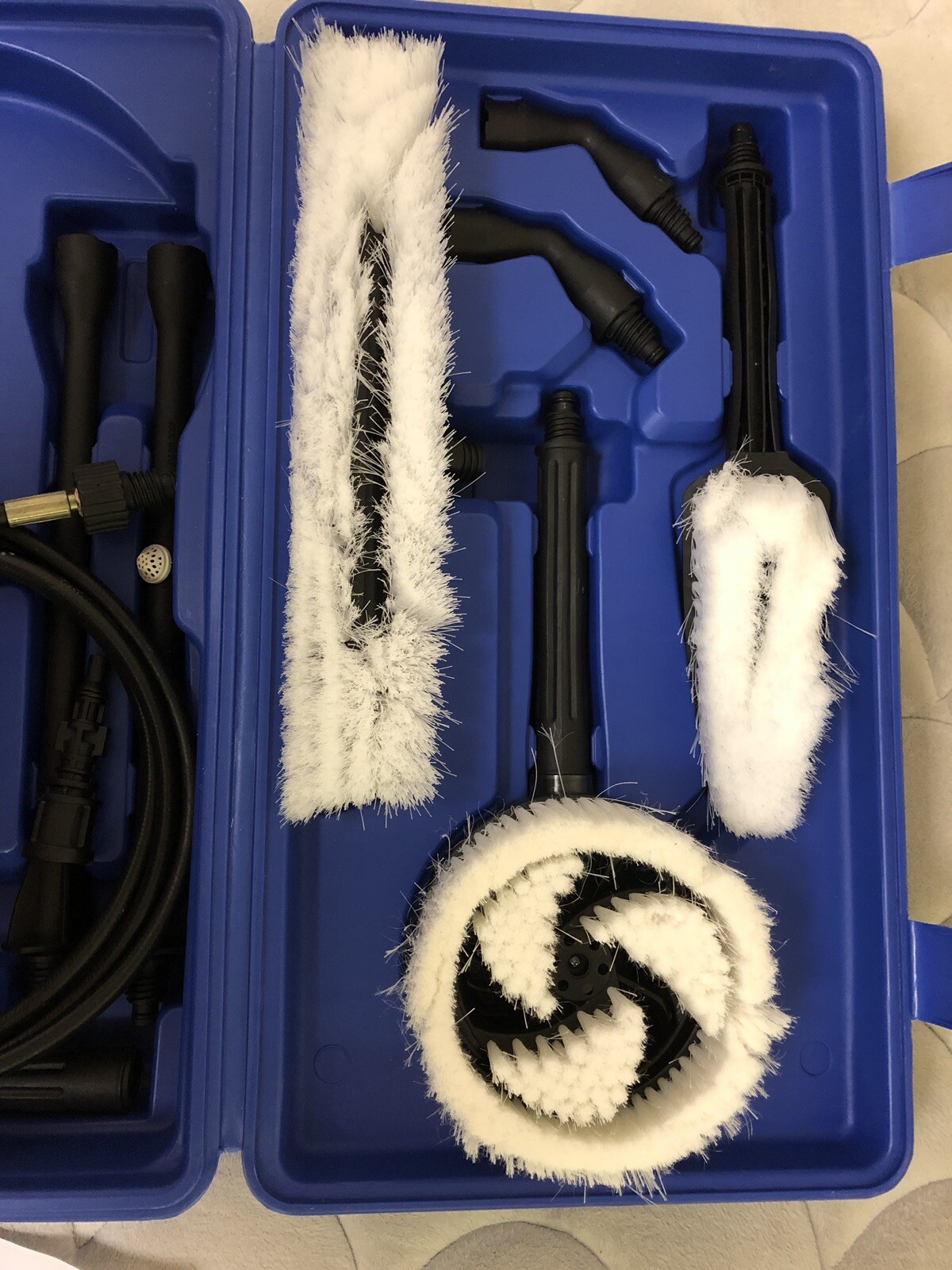 NEW Never Used PowerWasher Brand 17 piece Universal Accessory Kit !!