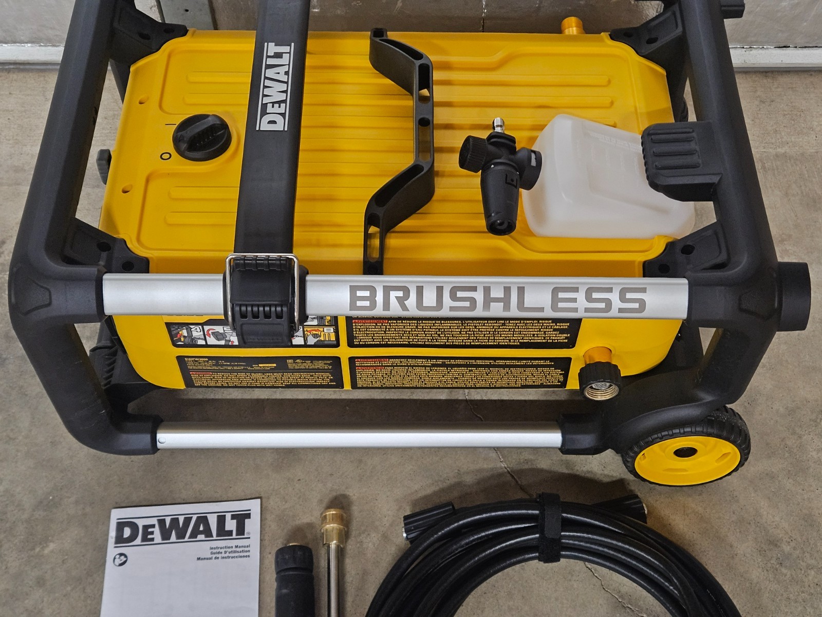 DeWalt 3000 PSI 1.1 GPM Electric Cold Water Pressure Washer Model# DWPW3000