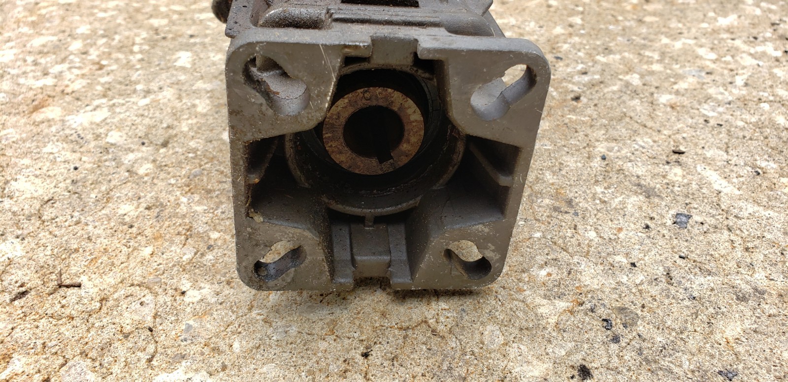 3000 Psi Horizontal Pressure Washer Pump Made In Italy Parts Or Repair