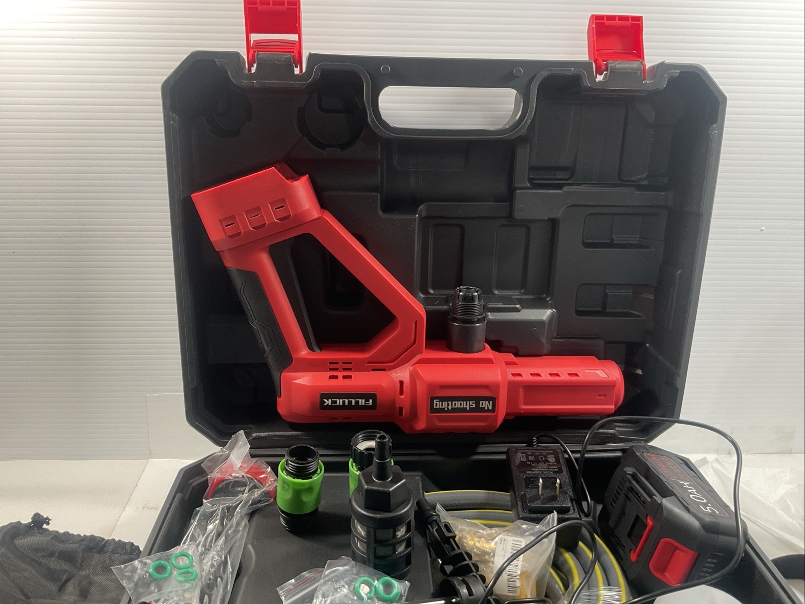 6 In 1 Cordless Electric Washer 1060 PSI Pressure Washer With Battery