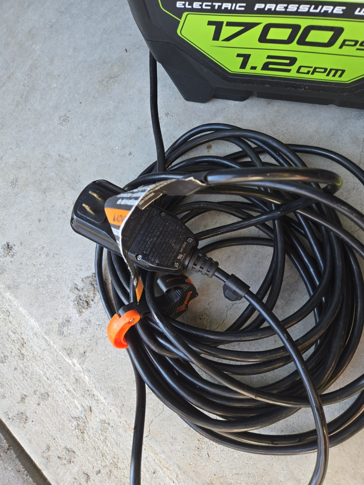 Greenworks 1700-PSI 1.2-GPM W/ MTM Hydro Spray Gun