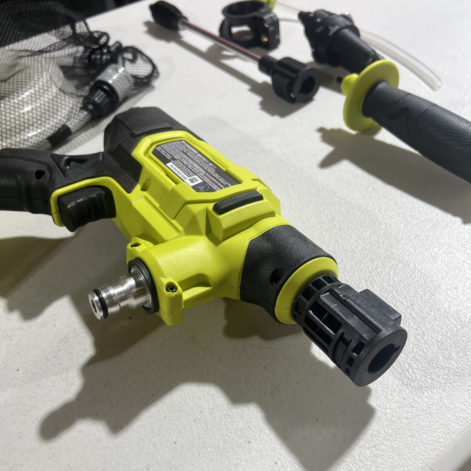 RYOBI 40V HP Brushless EZClean 600 PSI 0.7 GPM Cold Water Electric Power