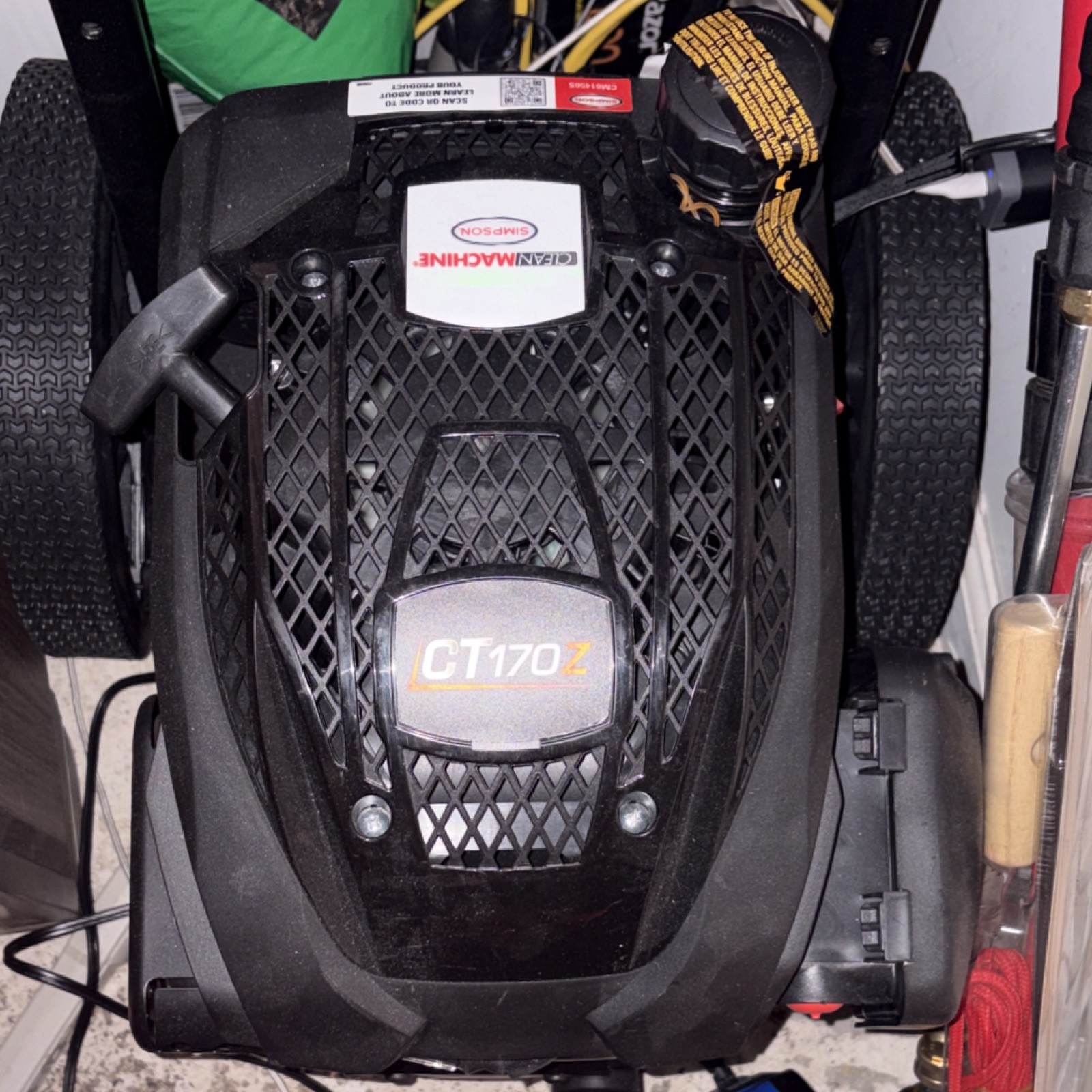 Clean Machine FLEX 3200 PSI 2.5 GPM Gas Cold Water Pressure Washer Soap Tank