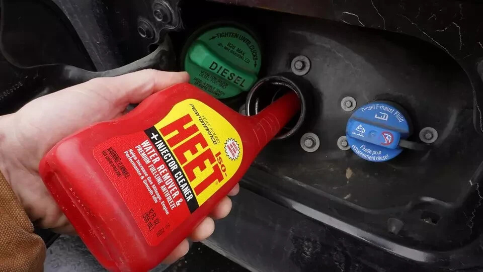 Heet Iso-HEET Water Remover And Premium Fuel Line Antifreeze + Injector Cleaner