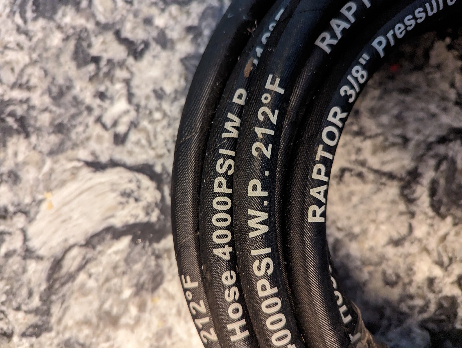 Raptor Blast 4000 PSI 3/8″ x 50′ Non Marking Pressure Washer Hose