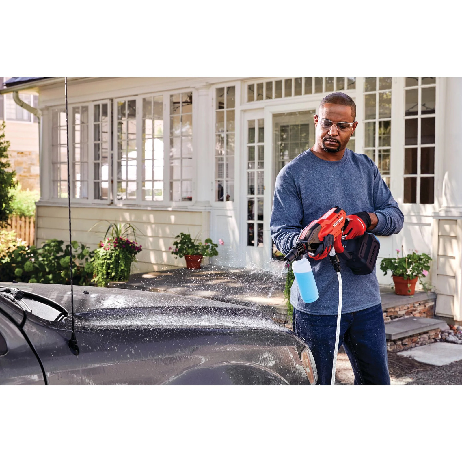 CRAFTSMAN V20* Cordless 350 MAX PSI* Power Cleaner (Tool Only) – CMCPW350B