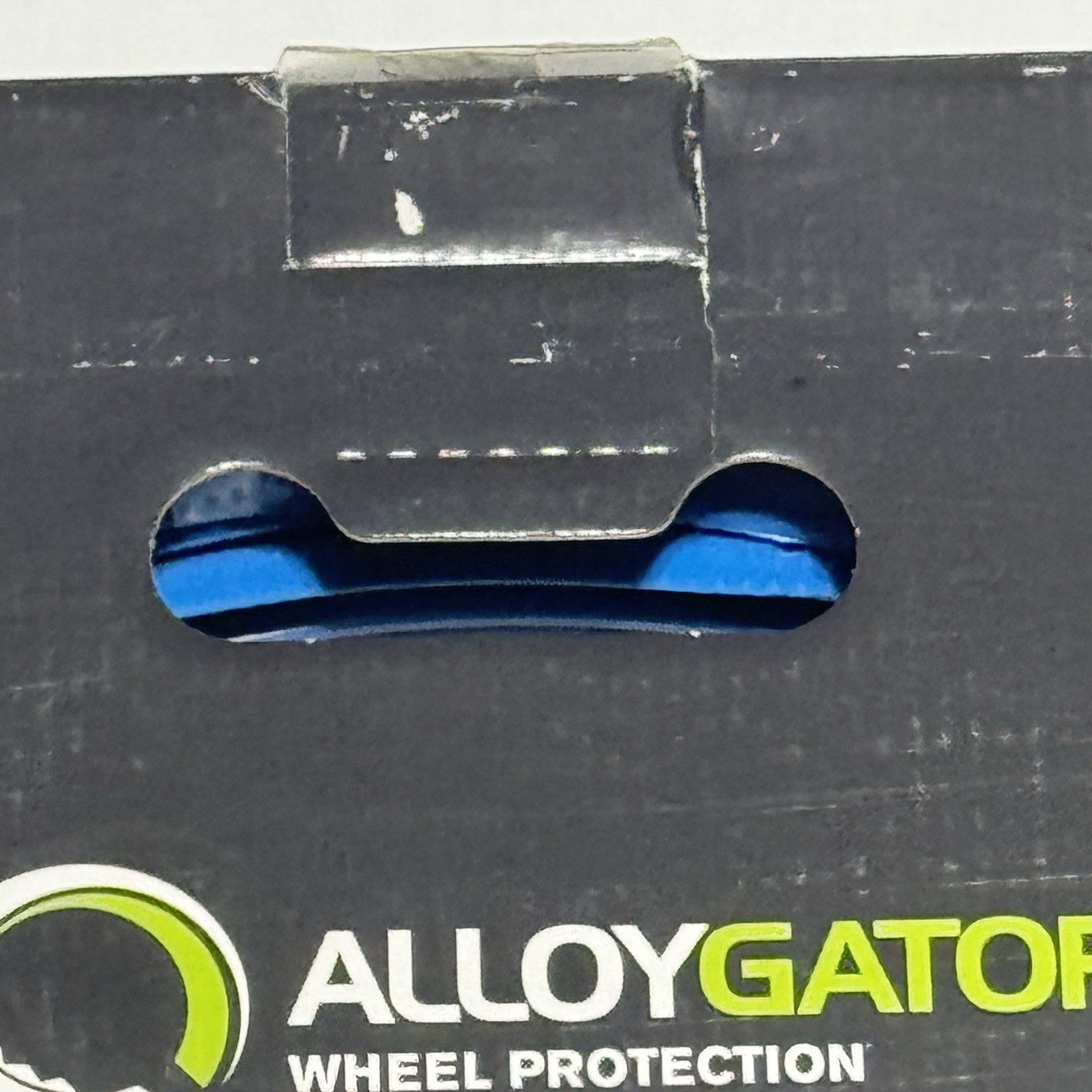 AlloyGator Blue Rim Protector for Car Wheels Fits 12-24 Wheel Diameter Listing A
