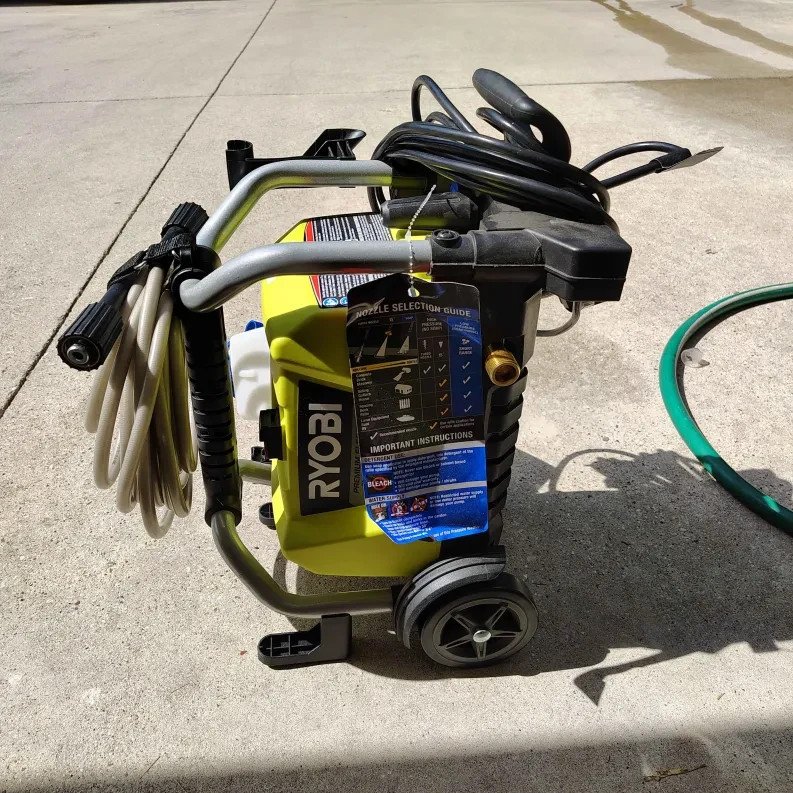 RYOBI RY1419MT 1900 PSI 1.2 GPM Electric Pressure Washer