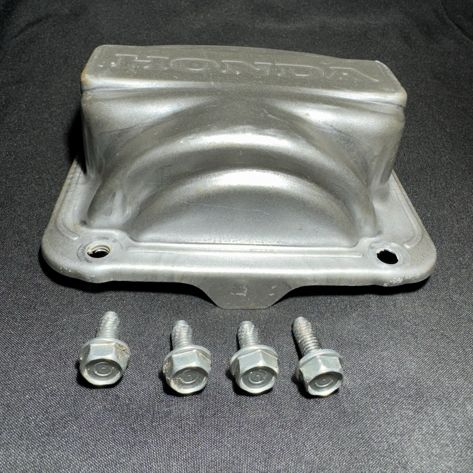 Honda GCV160 GCV 160 Engine Valve Cover Assembly