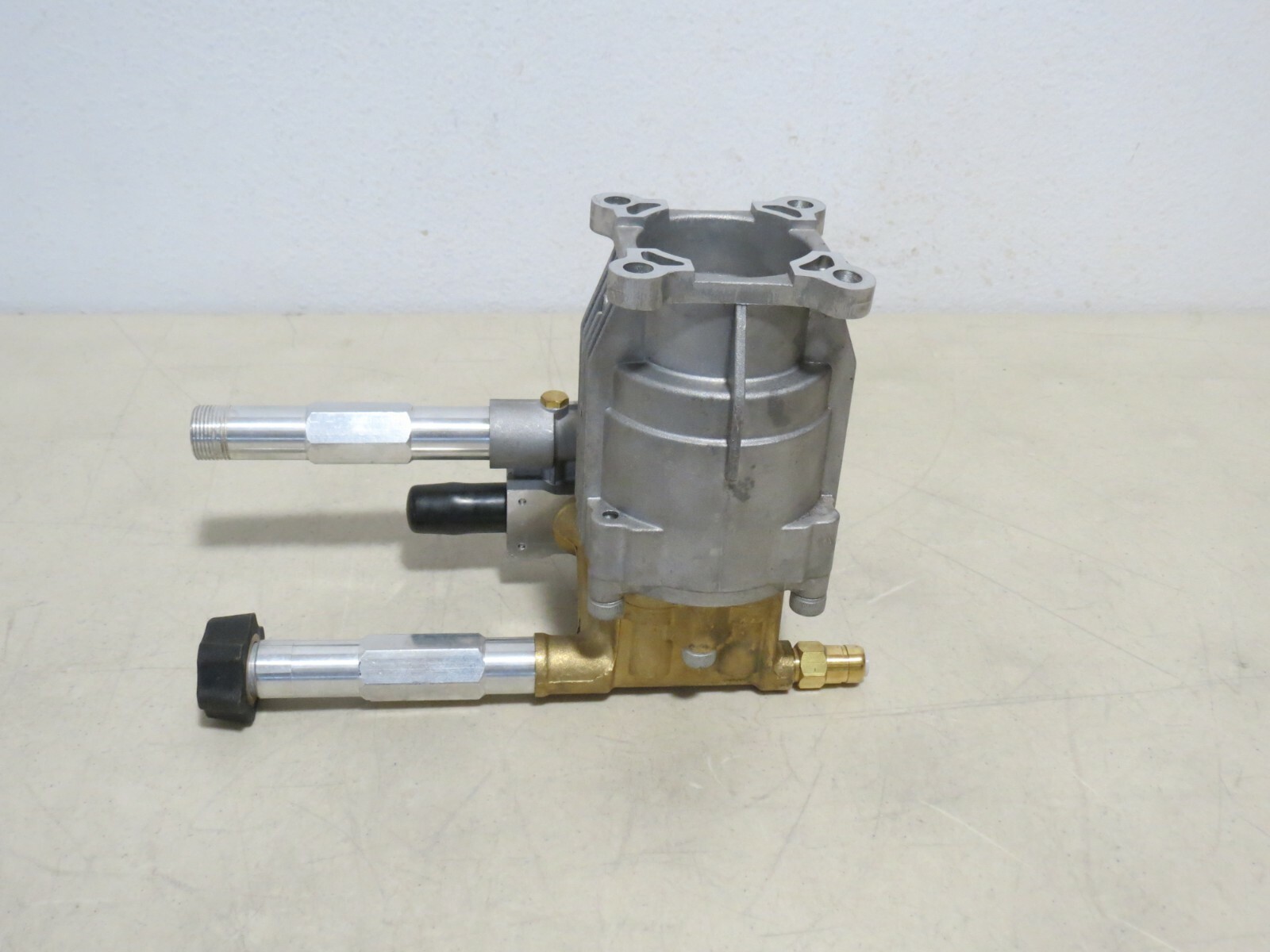 ECCPP Pressure Washer Pump for 3/4″ Shaft 2200-2600 PSI 2.4GPM for B&S 206376GS