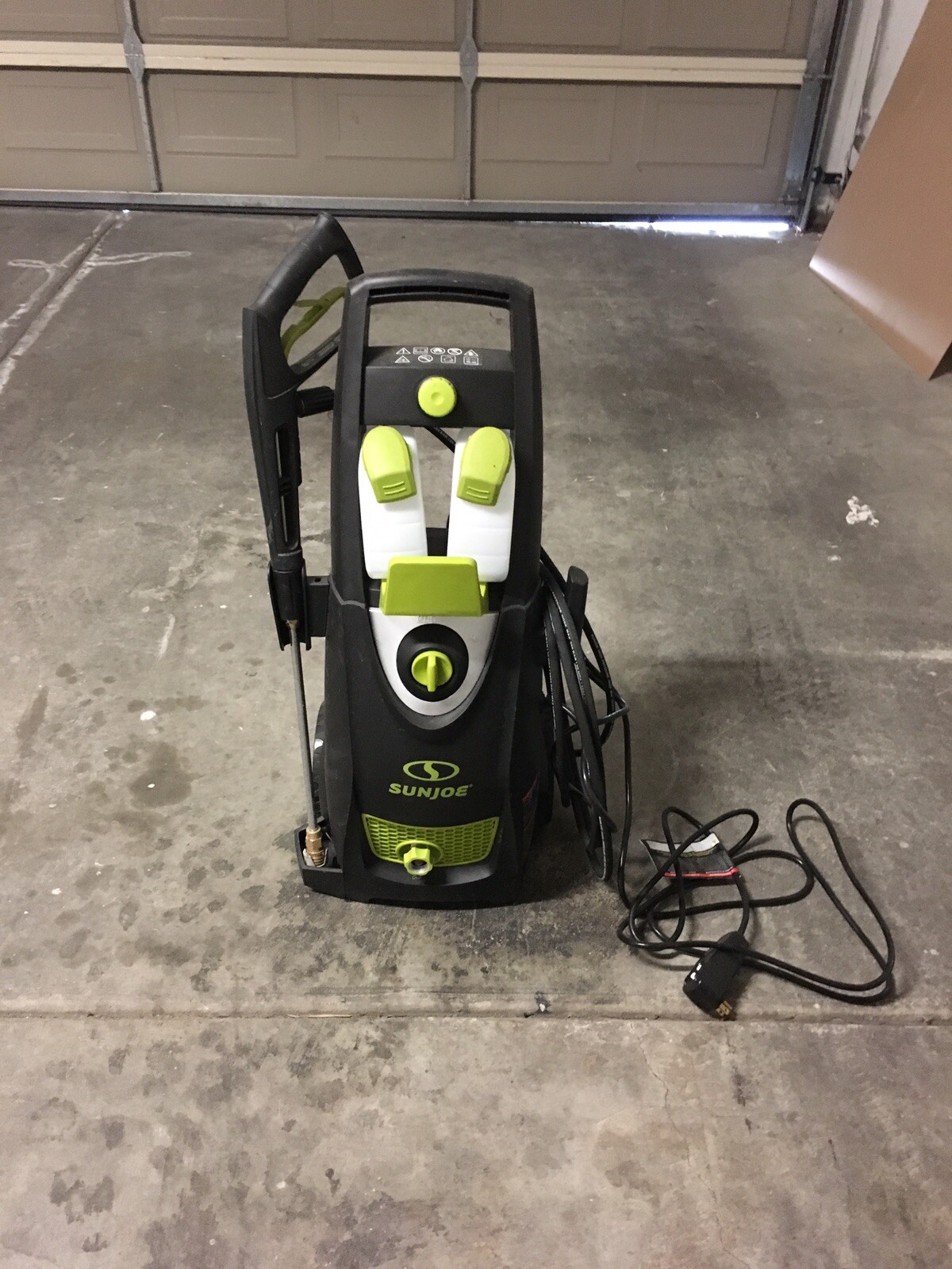 Sun Joe SPX3000-MAX Electric Pressure Washer 2800-PSI MAX 1.30 GPM Pressure Wash