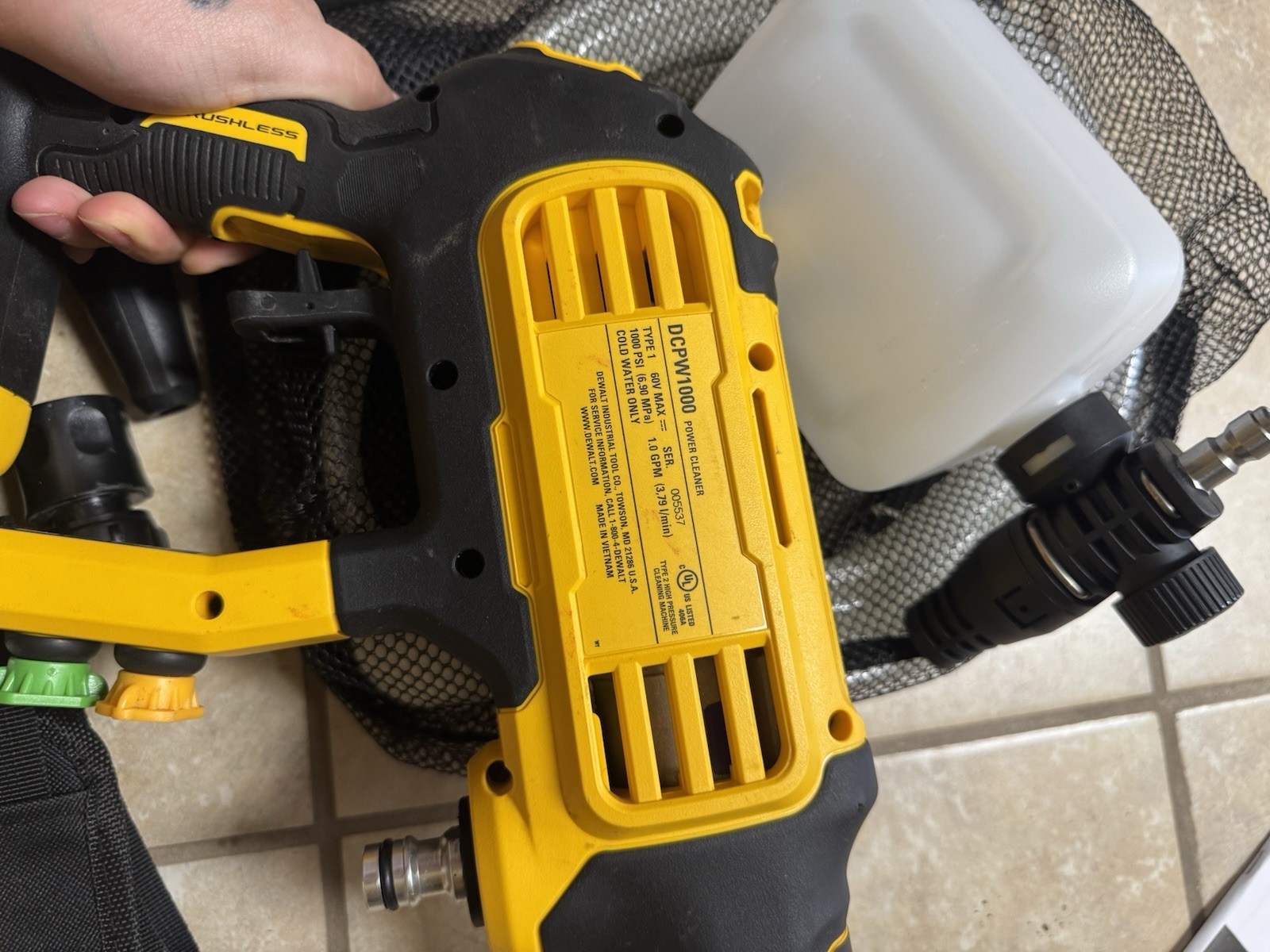 New DeWALT DCPW1000B 60V FLEXVOLT 1000 PSI Cordless Power Cleaner