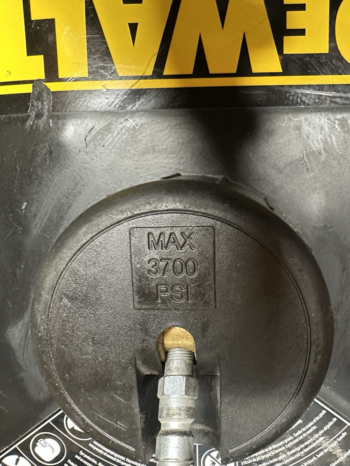 DEWALT 18″ DXPA34SC Pressure Washer Surface Cleaner Rated up to 3700