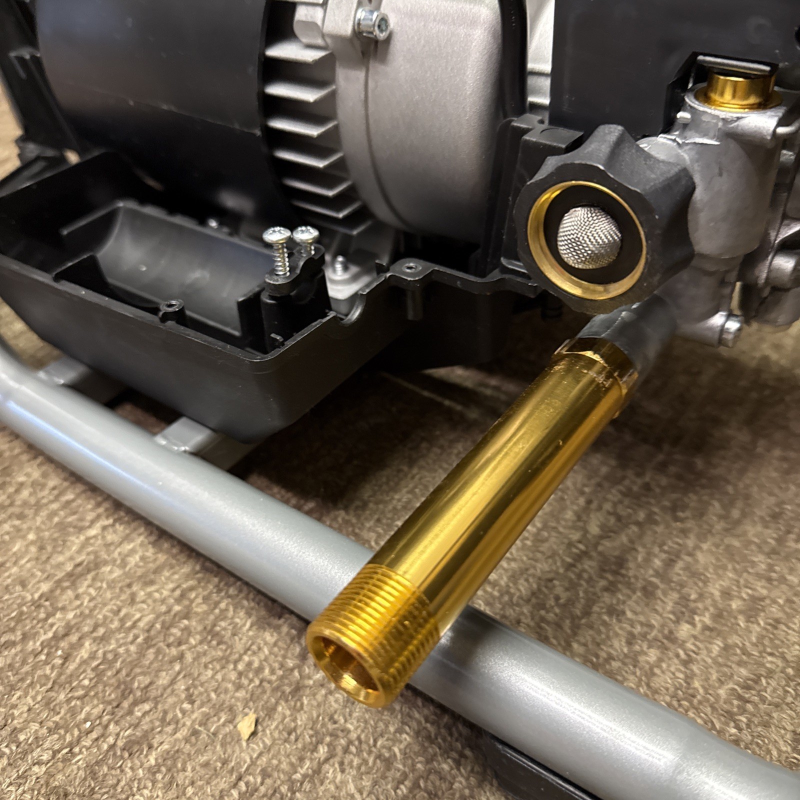 Husqvarna PW 2300 Pressure Washer motor with bottom carriage