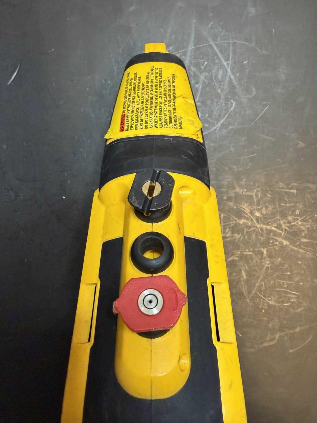 DEWALT DCPW550 20V Cordless Cold Water Pressure Washer 550 PSI w/ Wand