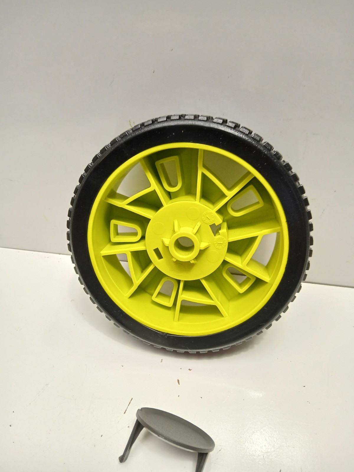Ryobi OEM Wheel W/Cap Assembly RY142022VNM 2000psi Corded Pressure Washer. #16