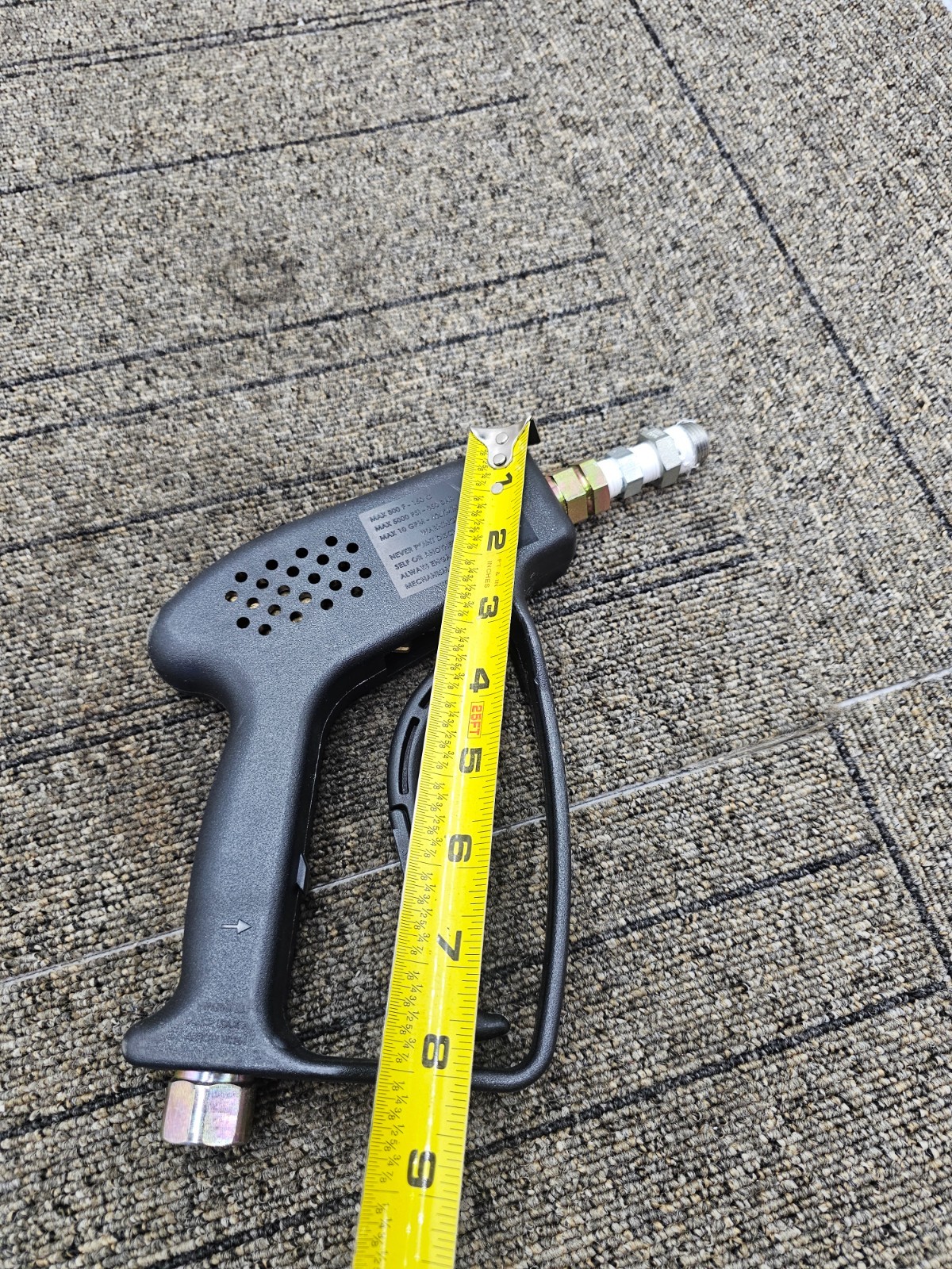 Giant 092724 Pressure Washer Tool w/ Brass Fitting 10GPM 5000 PSI 300F