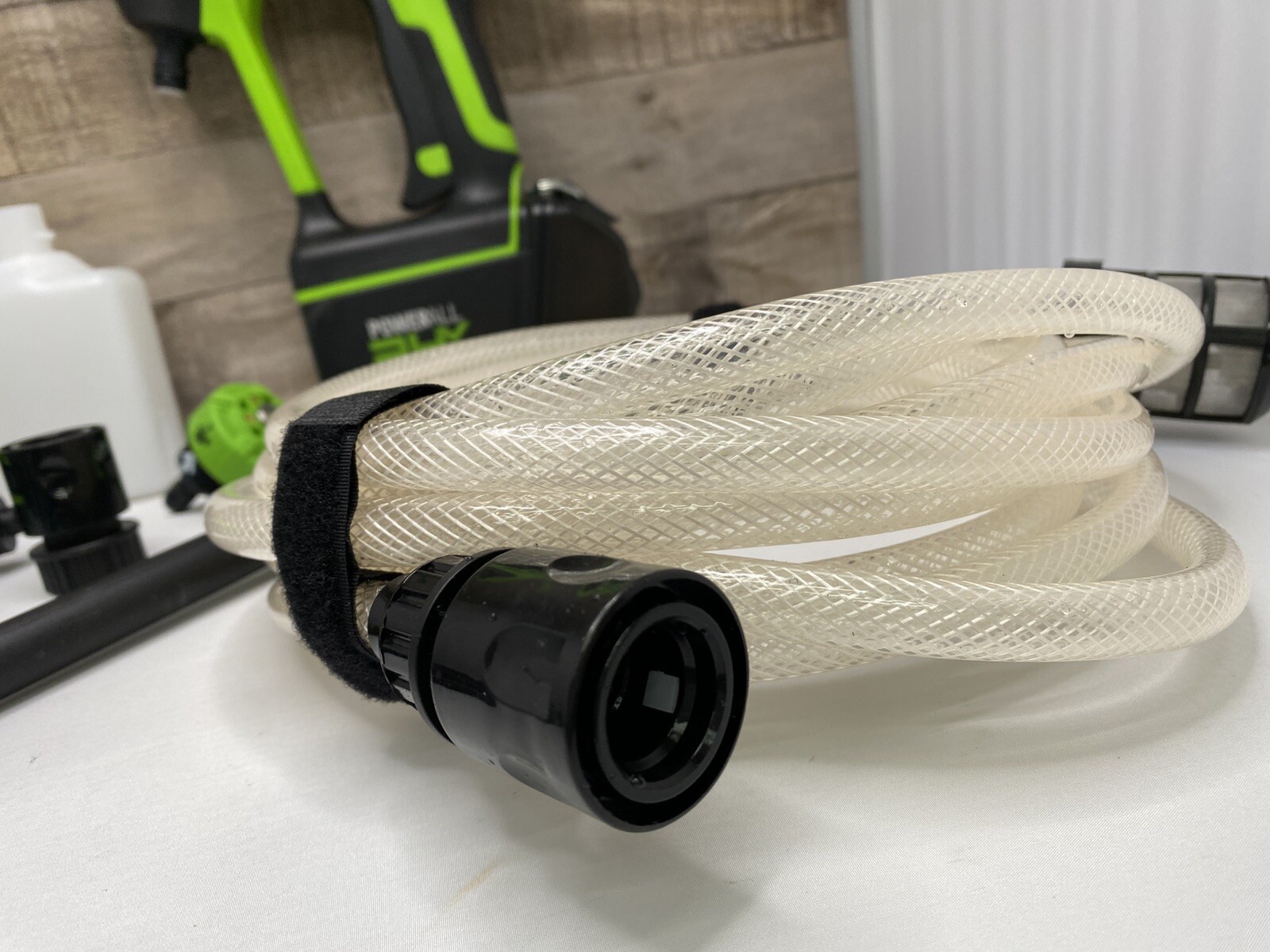 Greenworks 24V 600 PSI Pressure Washer Cordless Power Cleaner w/ (2) Batteries