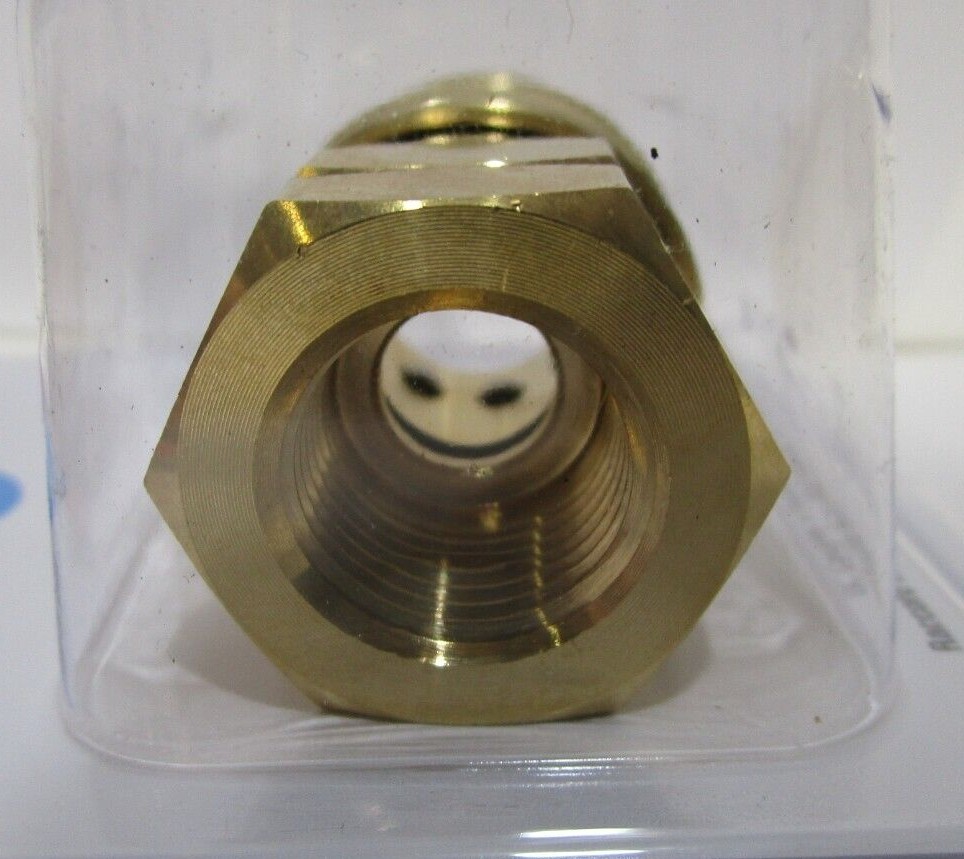 Lot of 2 Pressure Washer Coupler 85300103, 3/8 In Quick Connect X Fnpt, Brass