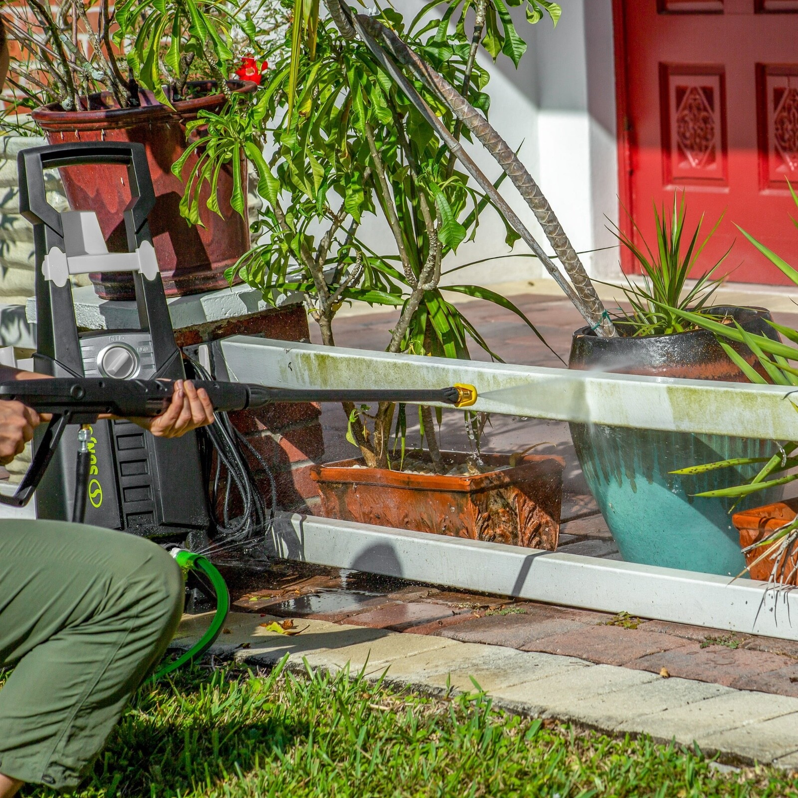 Sun Joe Electric Pressure Washer, 13-Amp, Onboard Foam Cannon