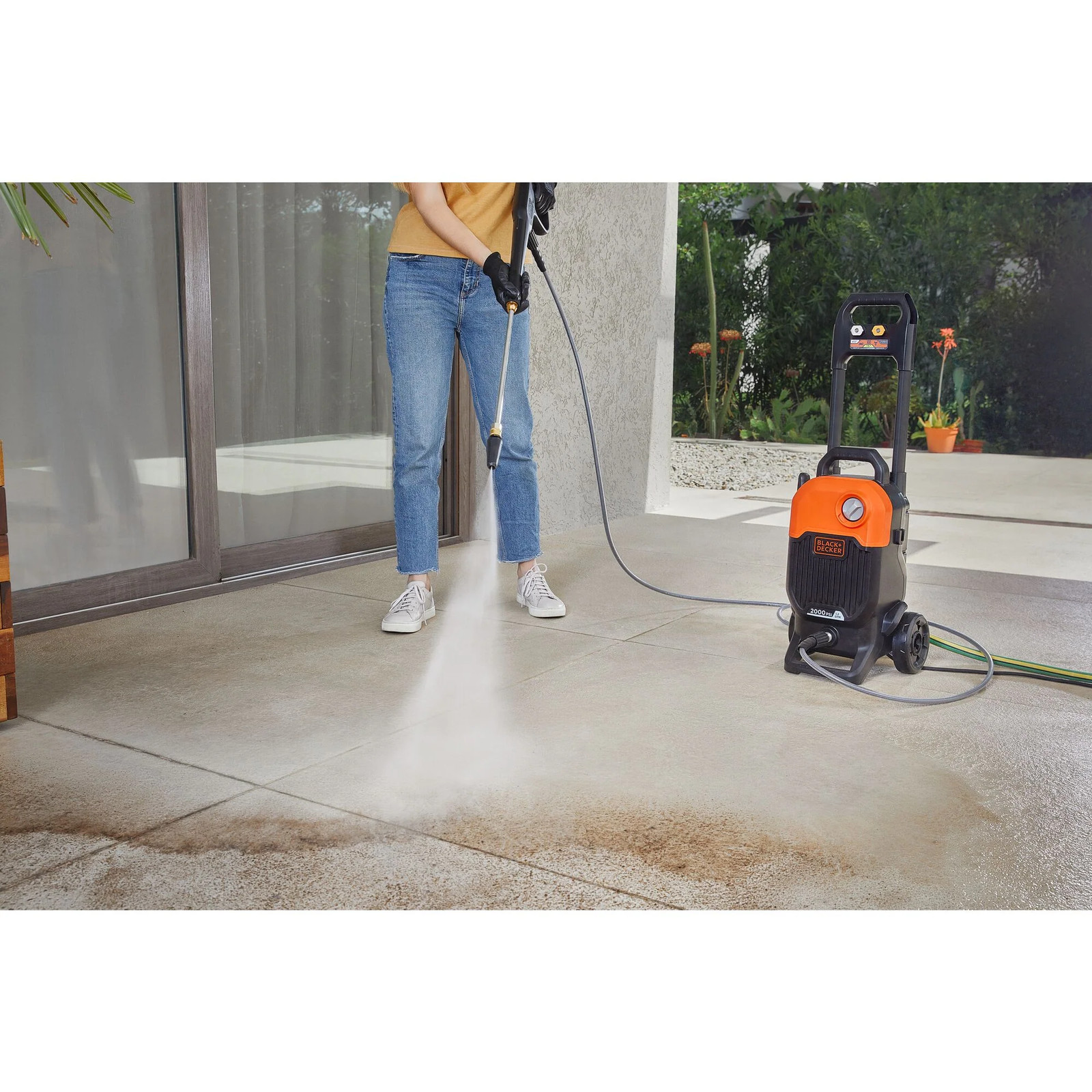 BLACK+DECKER 2000 Psi 1.2 Gpm Pressure Washer – BEPW2000