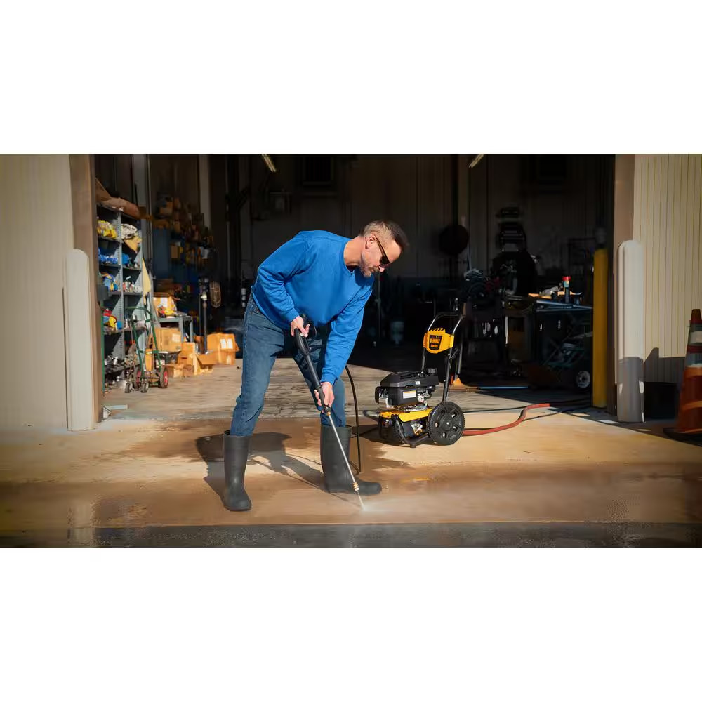 1 Gal. Outdoor Concrete and Driveway Pressure Wash Construction Grade Concentrat