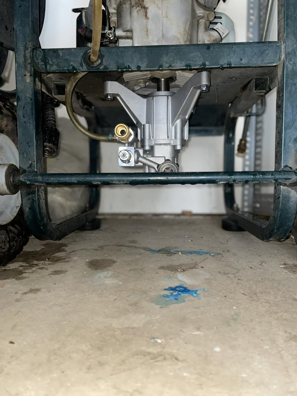 7/8in Vertical Pressure Washer Pump, 3100 PSI 2.5 GPM Replacement