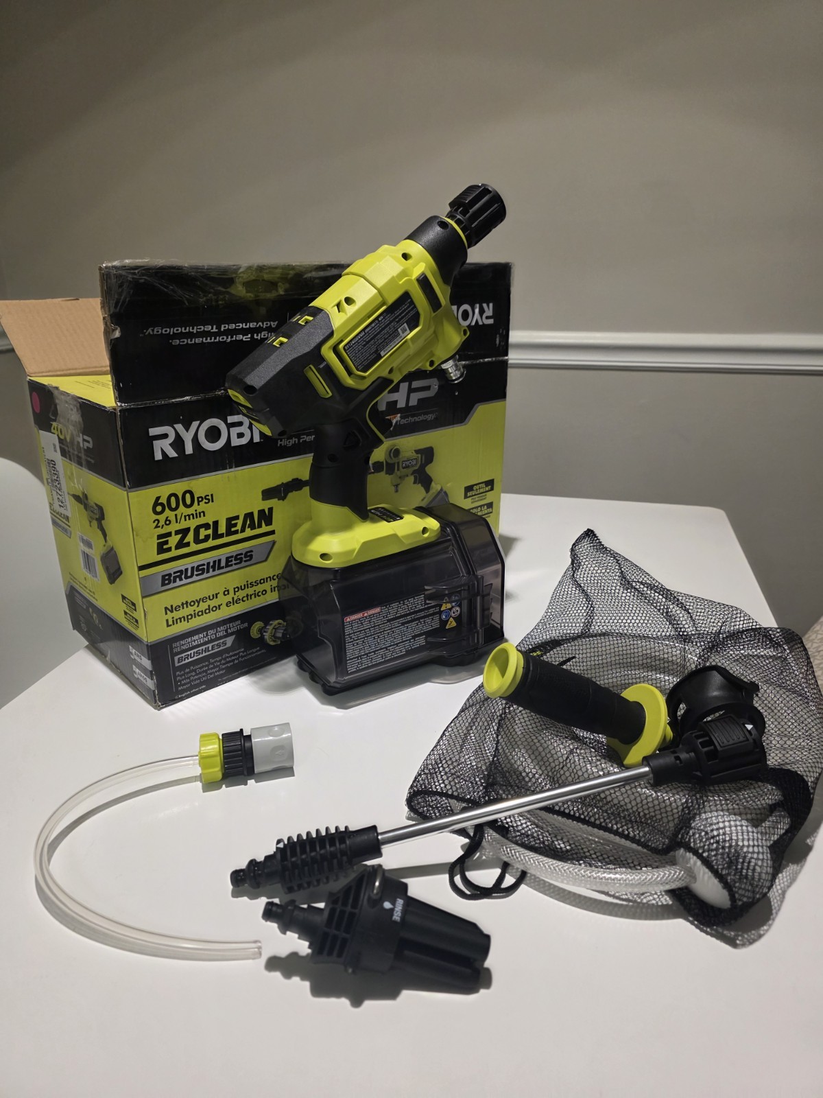 Ryobi 40V HP EZClean Cordless Brushless Pressure Washer 600 PSI w/ Accessories