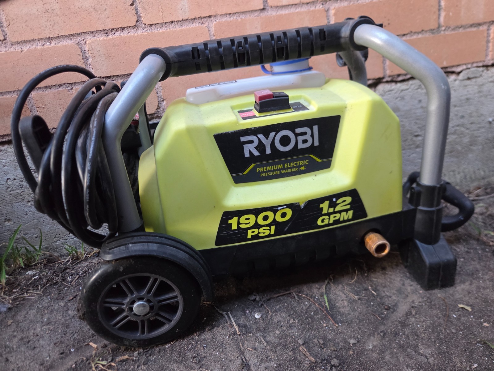 RYOBI 1900 PSI 1.2 GPM Electric Pressure Washer – No Hose or Wand