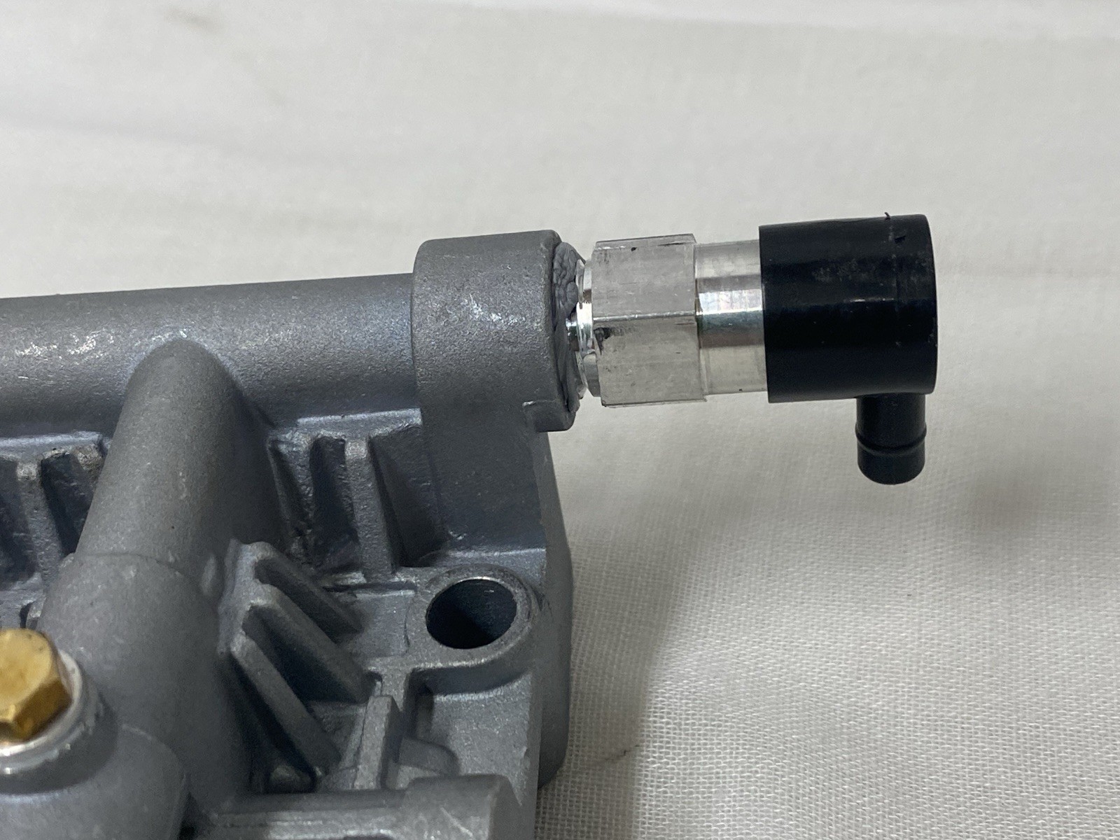 AR42940 SRMW 2.2G26 Pressure Washer Pump Head 2700 PSI AR For Troy-Bilt AR43061