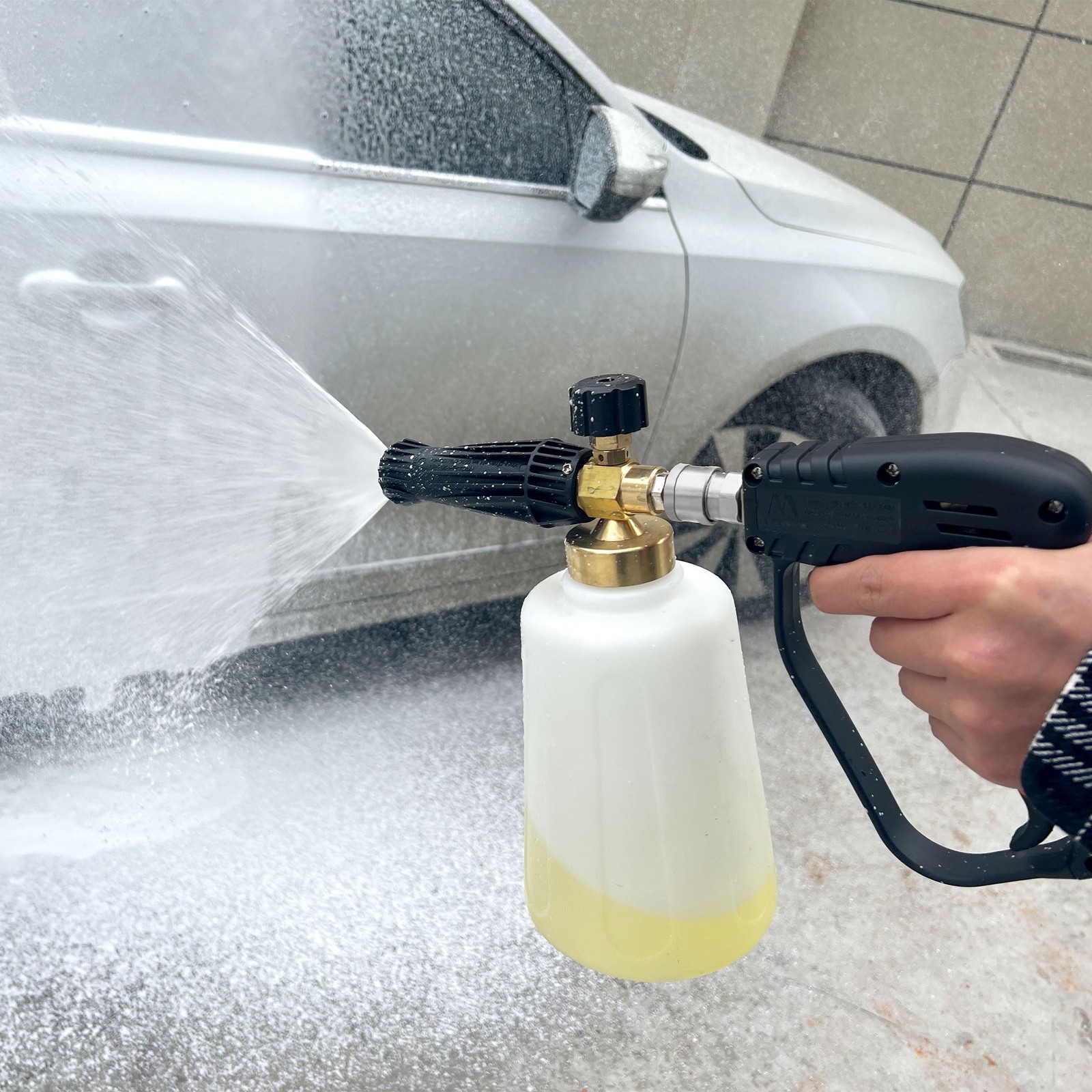M MINGLE Pressure Washer Gun with Swivel, Universal Power black