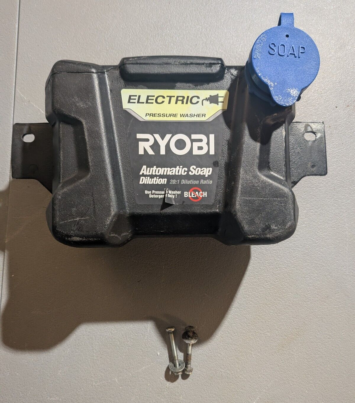 Ryobi RY142300VN 2300 PSI Pressure Washer – Soap Tank