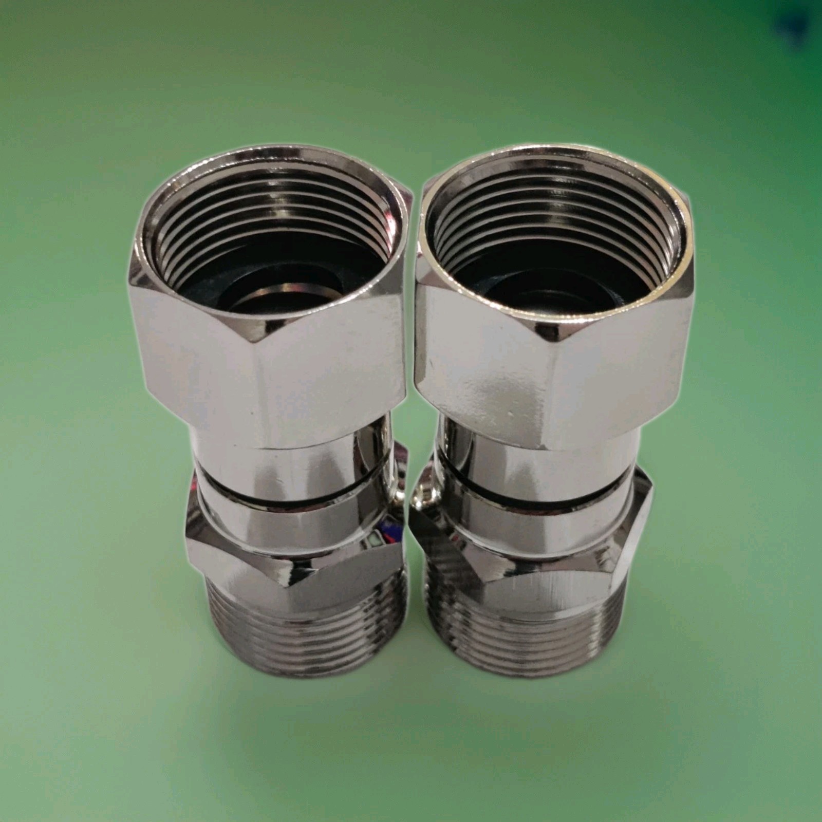 Pressure Washer Swivel Fitting M22 14mm Male to M22 Female 360 Joint 5000PSI
