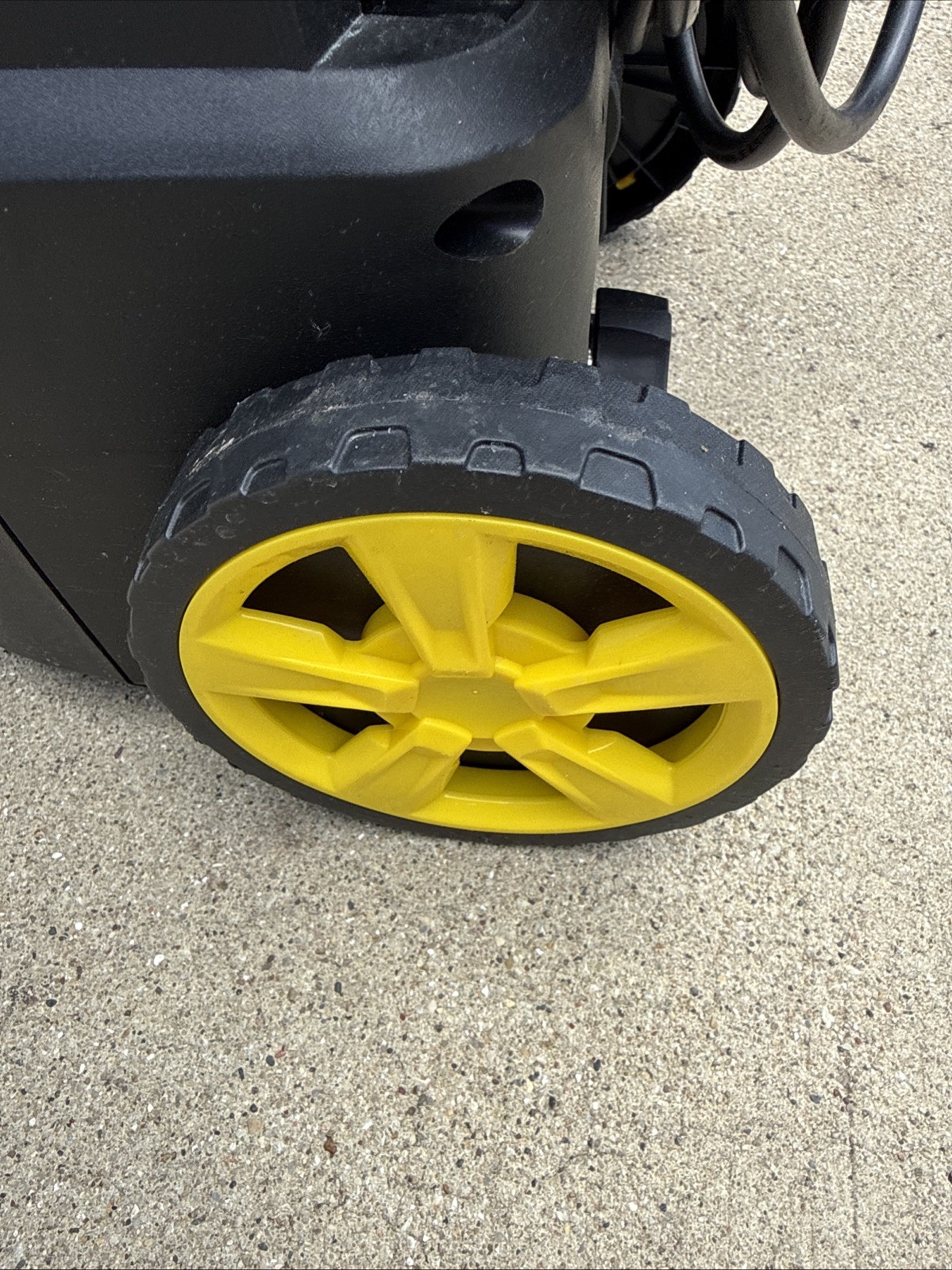 VEVOR Electric Pressure Washer 2000 PSI – Black Yellow