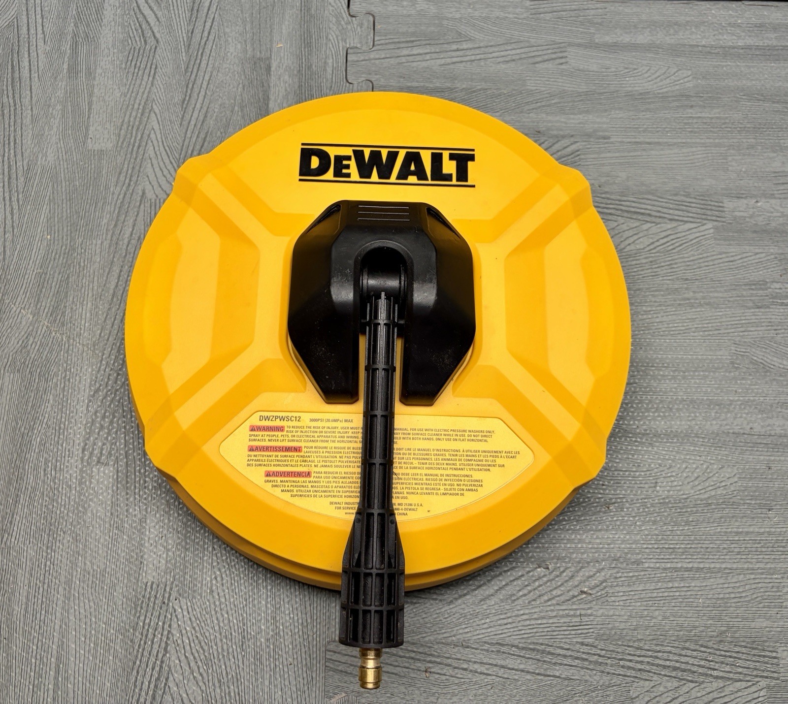 DEWALT Surface Cleaner USED Up To 3000 PSI Driveway & Sidewalk Surface Cleaner