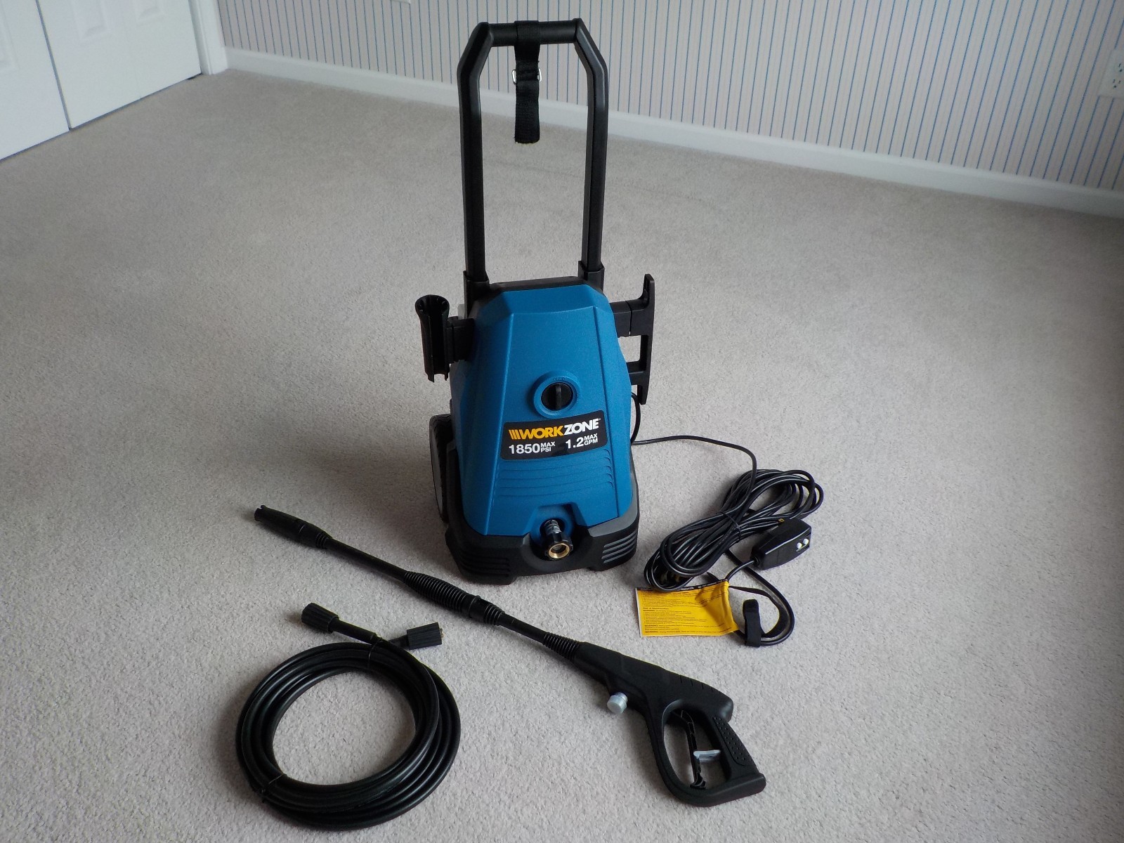 Original WORK ZONE Pressure Washer Model WZ1850 Blue Brand New w/ Box !!!