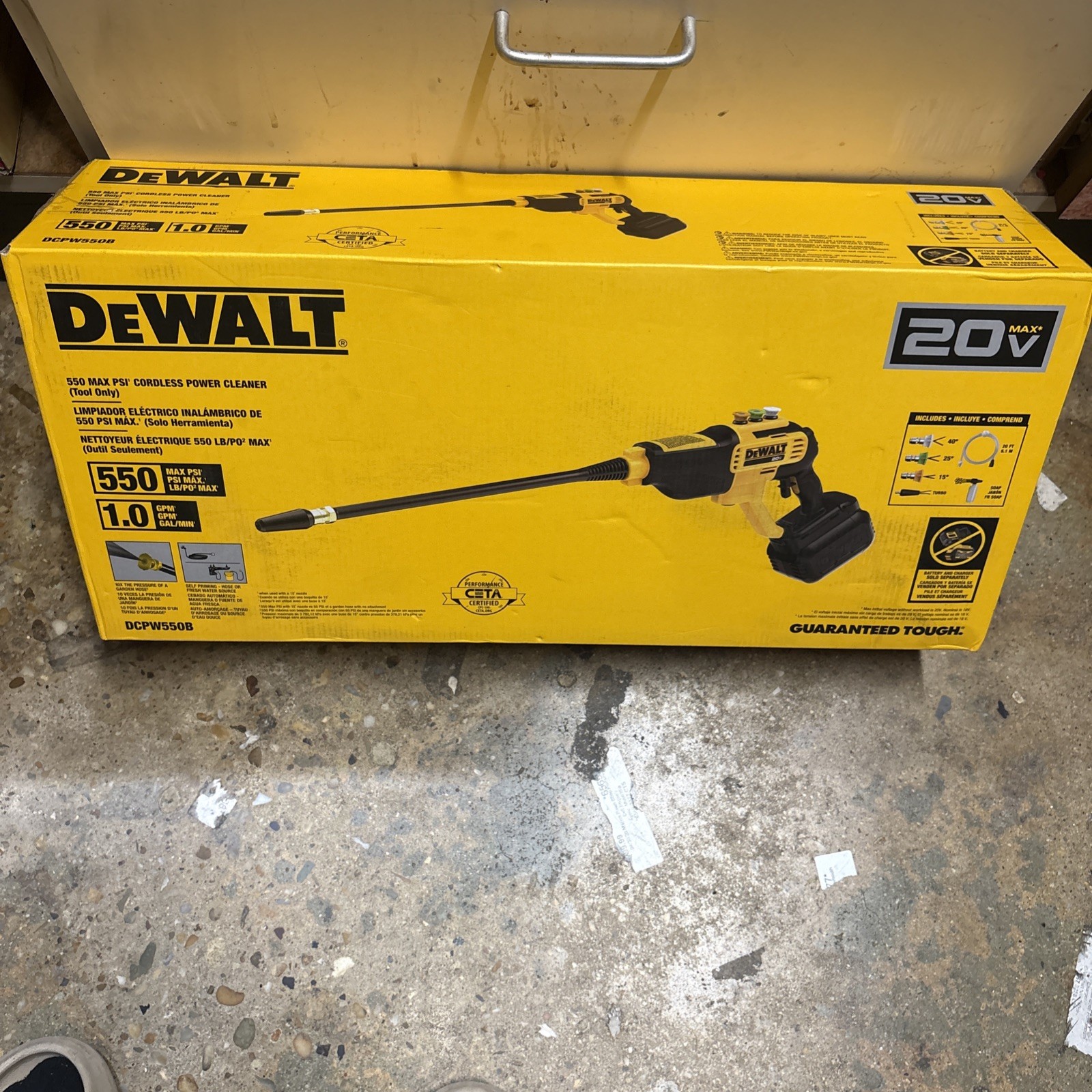 DEWALT 20V MAX 550 PSI Cold Water Pressure Washer (Tool only) (DCPW550B)