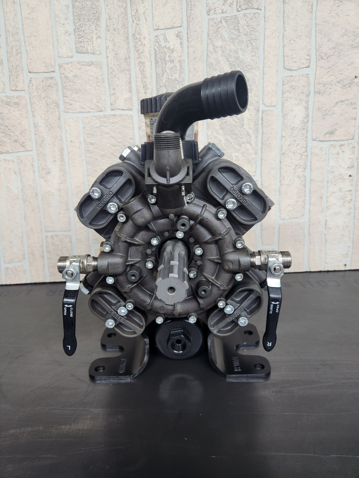 Annovi Reverberi AR1064 High Pressure Quad Diaphram Pump & AR1639 Gearbox /Hypro