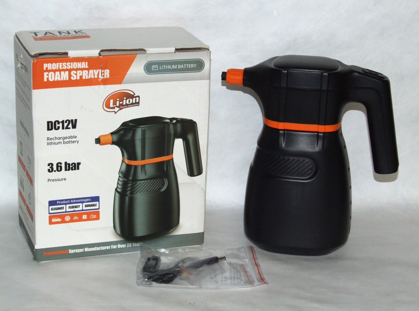 Professional Rechargeable Lithium Battery Foam Sprayer DC12V 3.6 bar pressure